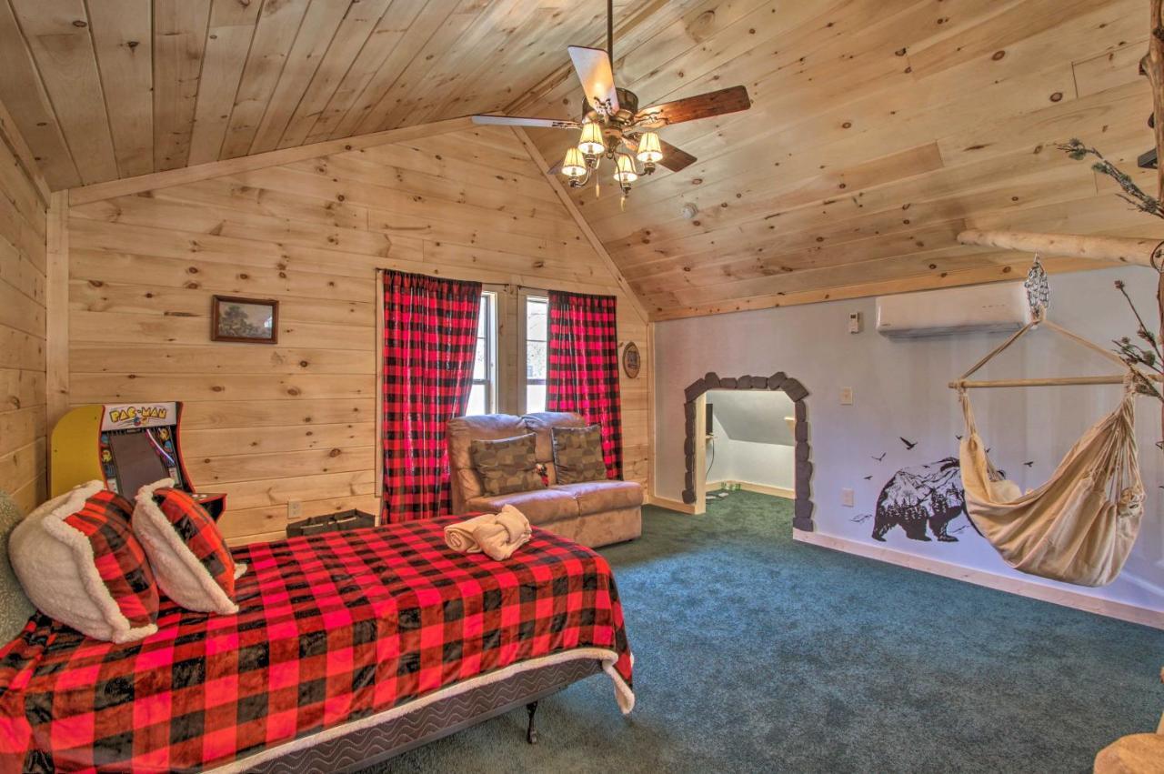 The Phoenix Cabin With Hot Tub In Gatlinburg! Екстериор снимка