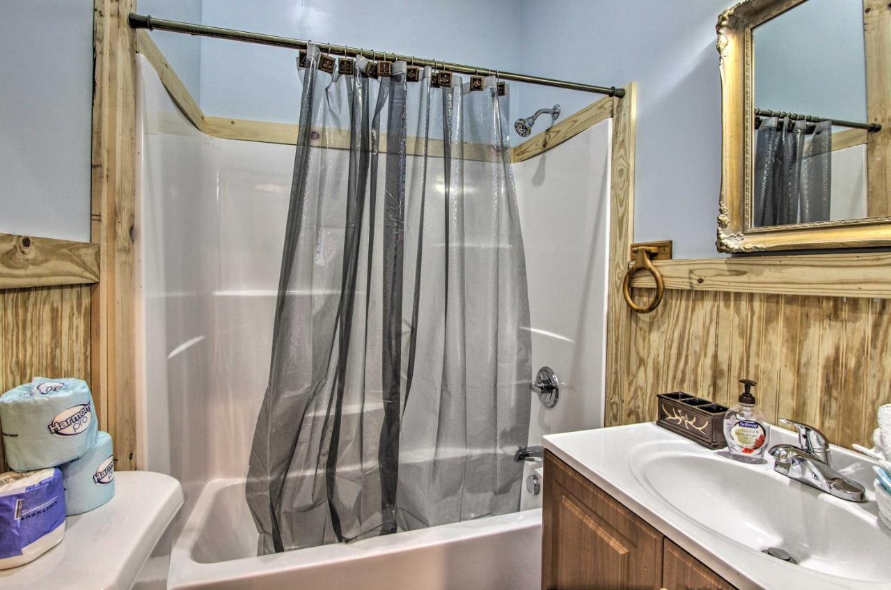 The Phoenix Cabin With Hot Tub In Gatlinburg! Екстериор снимка